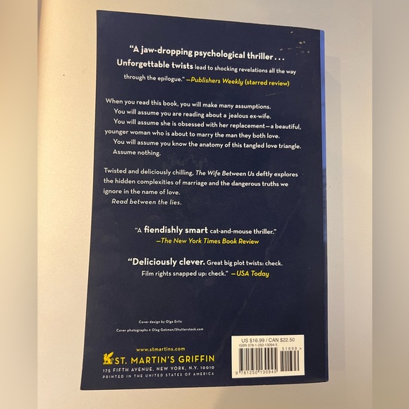 The Wife Between Us by Green Hendricks & Sarah Pekkanen - Picture 2 of 2